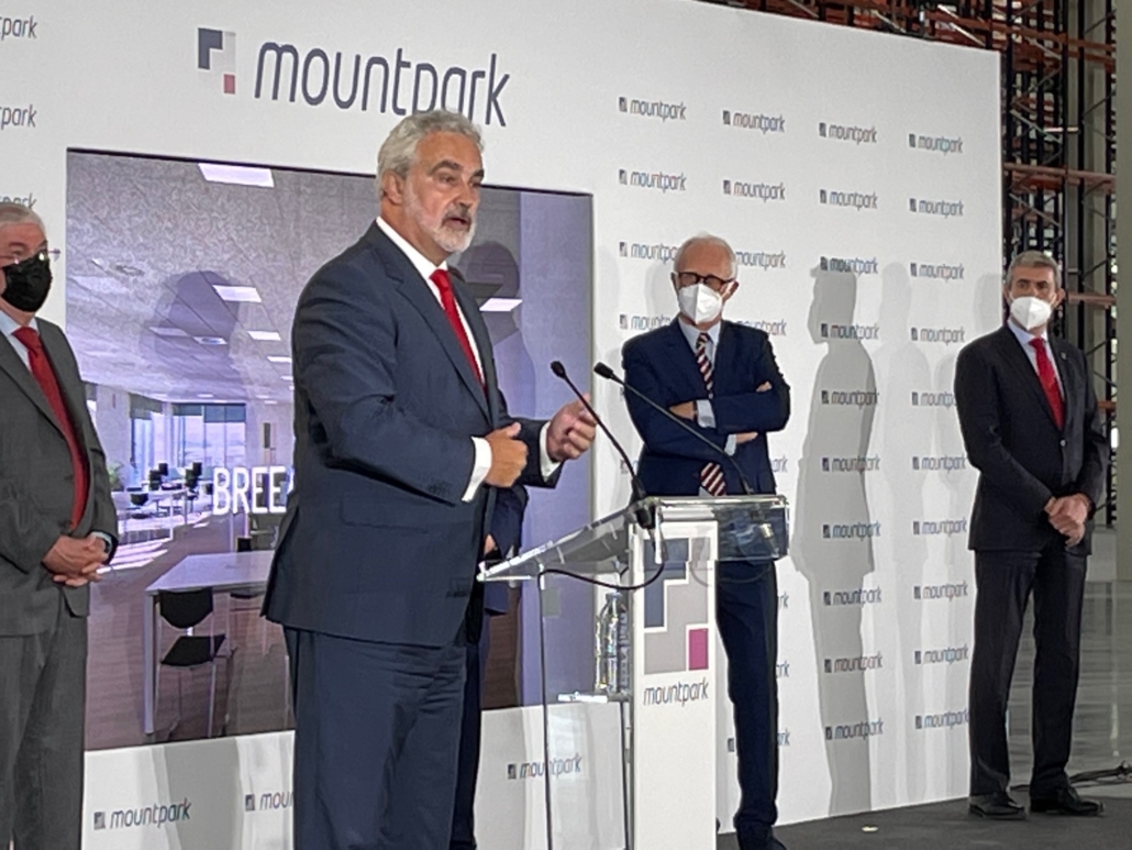 Fernando Carreras en la inauguración de Mountpark Illescas I